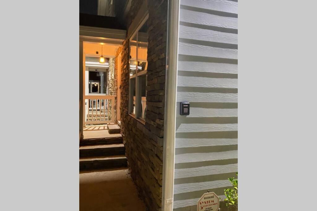 Campbellton C Villa Atlanta Exterior photo